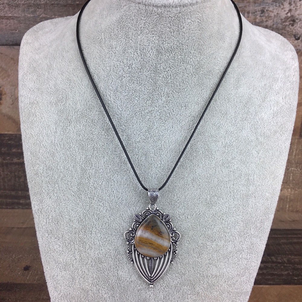 New Agate Quartz Stone Statement Silver Pendant - image 5